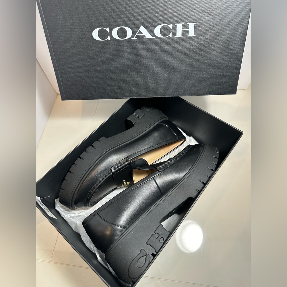 Coach Ruthie Loafers 〰️